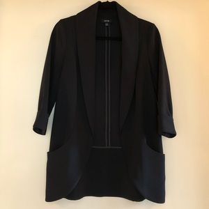 Cuffed Sleeve Long Black Blazer with Pockets